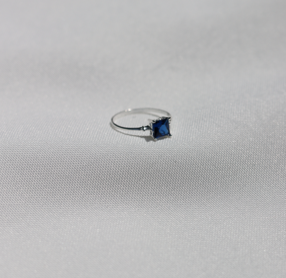 Anillo Dominica